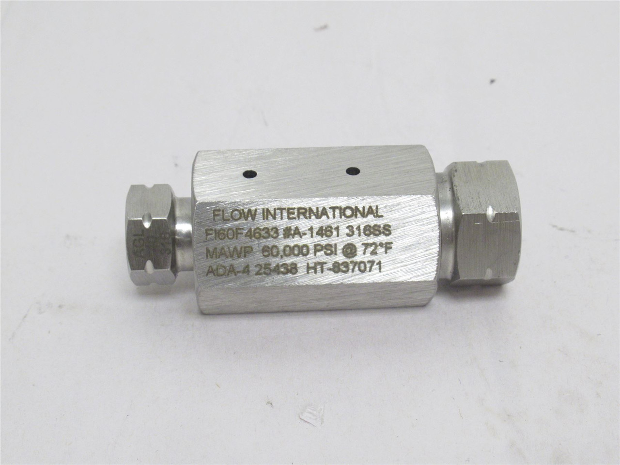 Flow Intl 60F4633; Reducing Coupler; 3/8" x 1/4" Tube Size