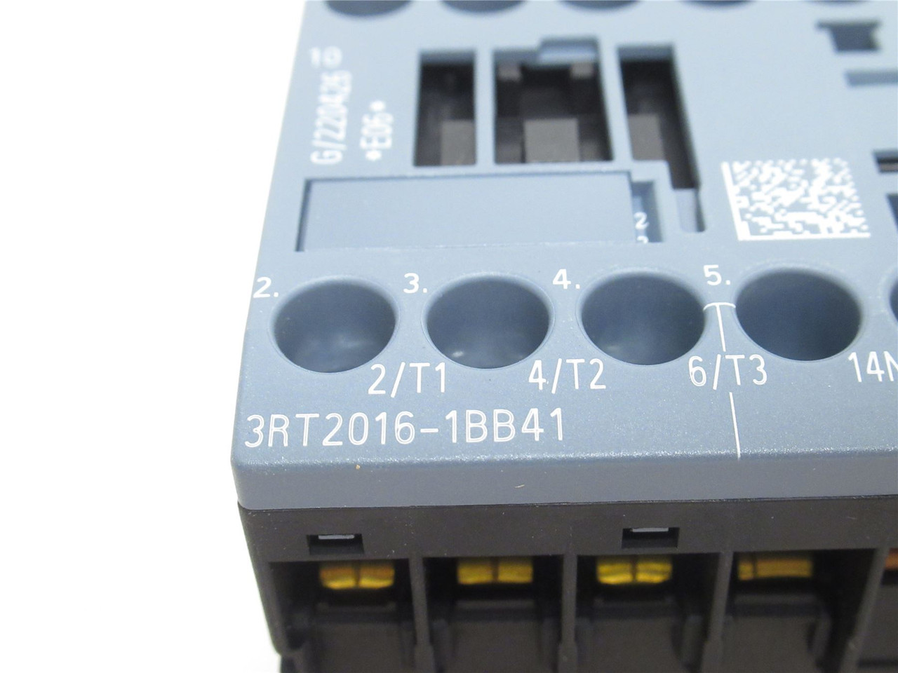Siemens 3RT2016-1BB41; Contactor; 9A; 3P; 400VAC; Coil: 24VDC