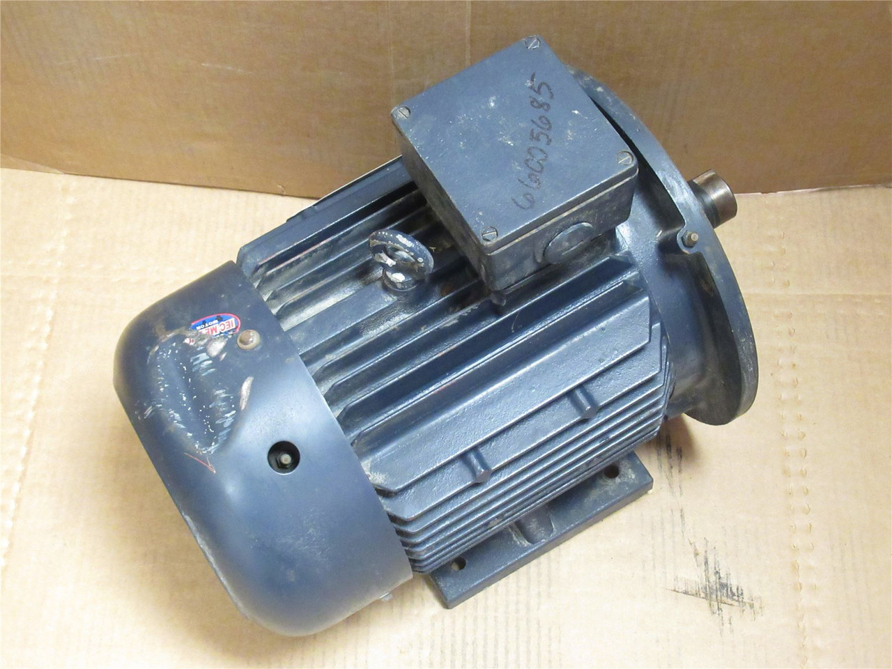 Lenze C132T34FZ6C; AC Motor 193124.60; 10HP; 230/460V; 2905RPM