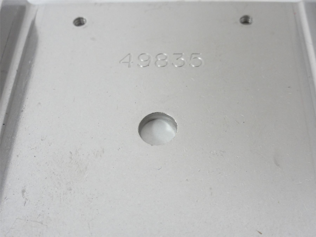 Banner RMB50; Bracket Assembly for Reflector; No Hardware