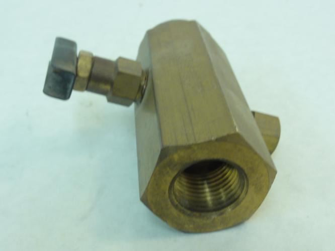 Pneu-Trol F30B; Flow Control Valve; 1/2" NPT; Brass