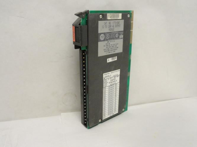 Allen-Bradley 1771-OAD; Output Module 12-120VAC; 8A