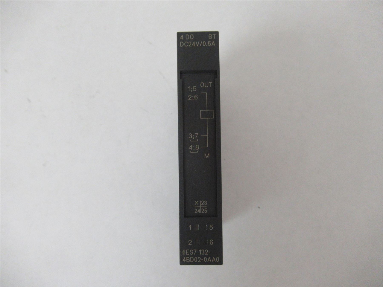 Siemens 6ES7 132-4BD02-0AA0; Simatic Digital Output Module24V