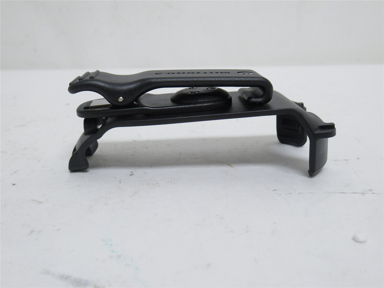 Motorola HKLN4438A; Belt Clip Holster; For 5EDA8 And 5EDA9