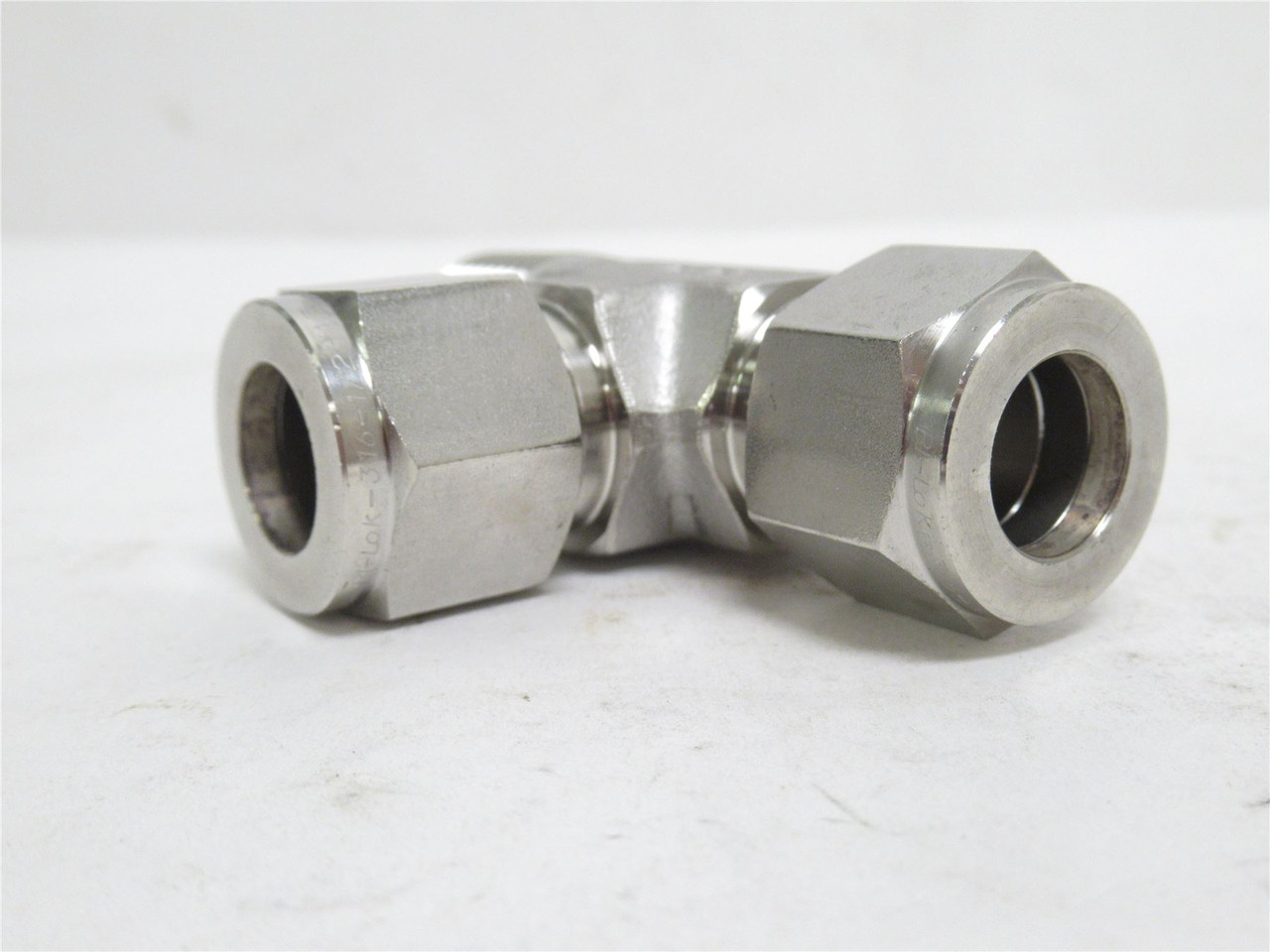 Bi-Lok DTK-8-8-SS; Male Run Tee; SS-316; 1/2" Tube x 1/2NPT