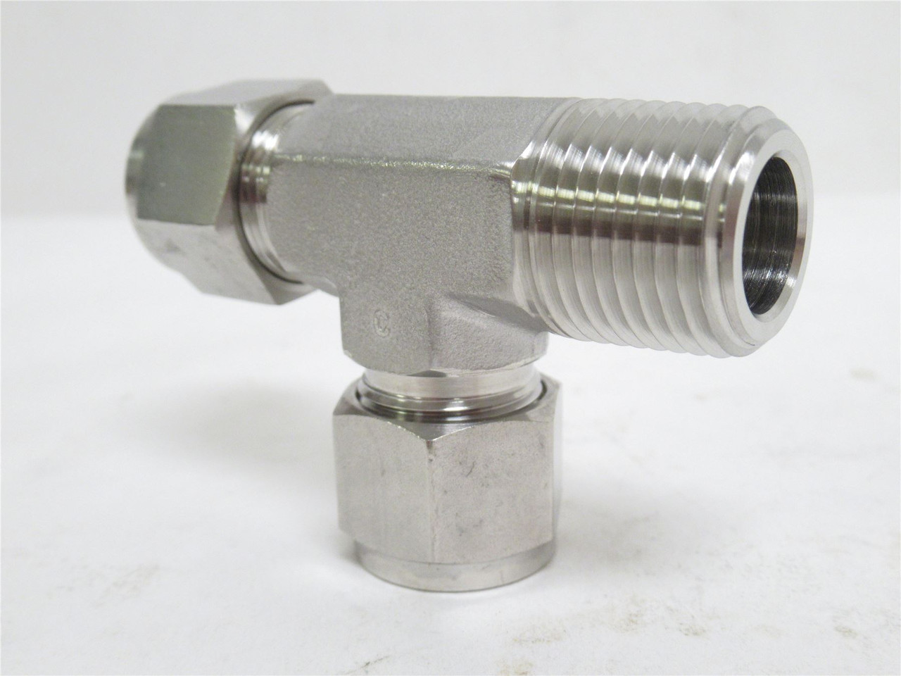 Bi-Lok DTK-8-8-SS; Male Run Tee; SS-316; 1/2" Tube x 1/2NPT