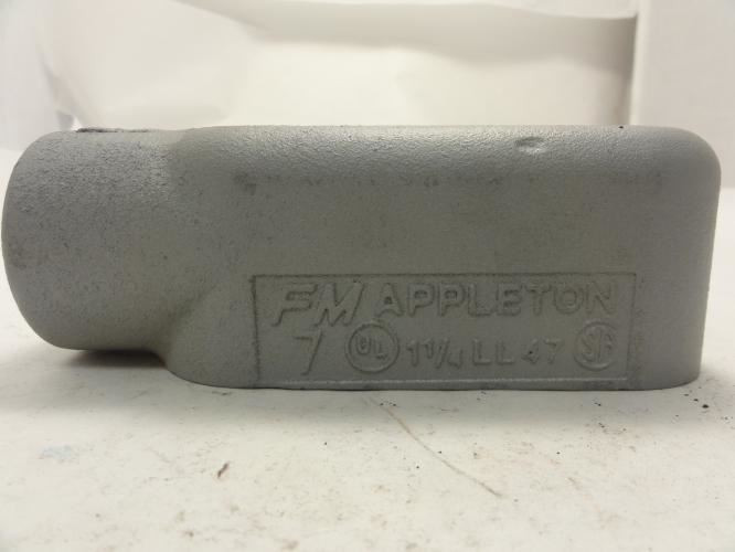 Appleton LL47-1-1/4; Conduit Body; Size: 1-1/4"