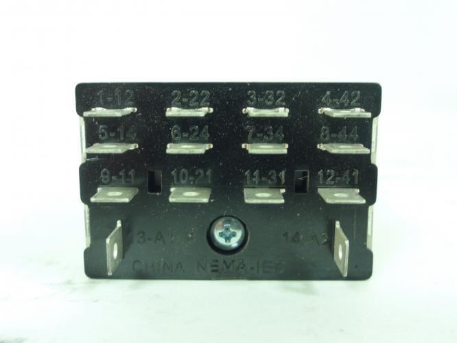 Siemens 3TX7117-5PC13; Plug-In Relay; 24VAC; 15A; 14-Pin