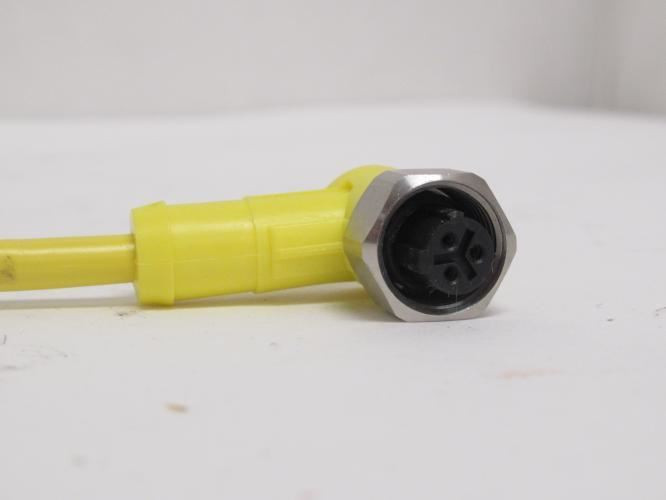 ifm E18209; Female Cordset; 300VAC/DC; 3-Wire