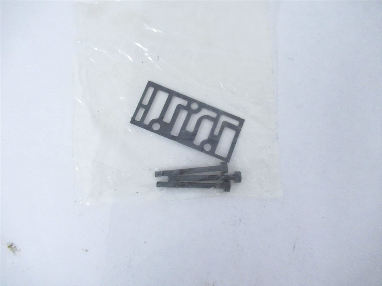 SMC NVFS21005FZ; Pneumatic Solenoid Valve 24VDC 4/5 Port