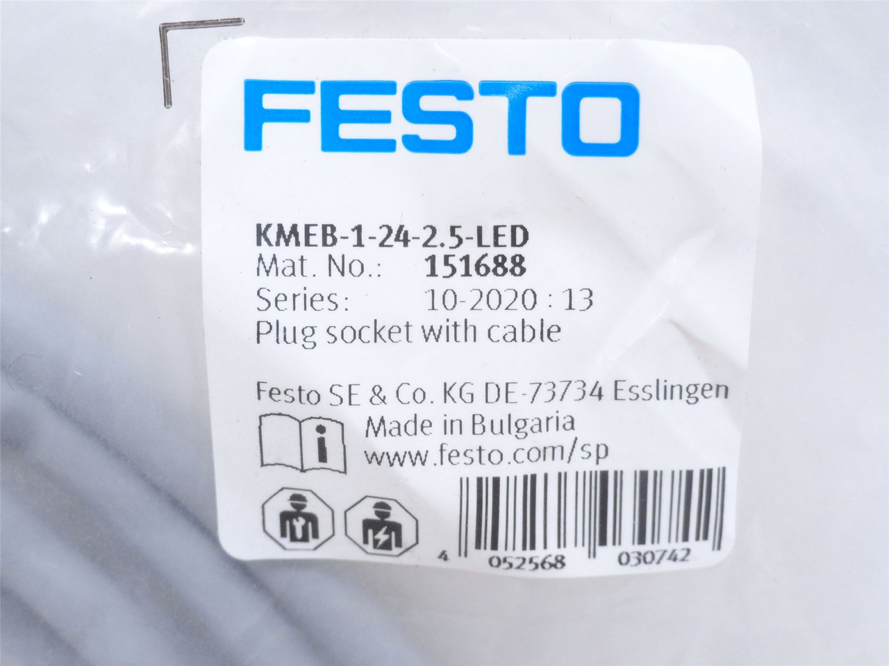 Festo KMEB-1-24-2.5-LED; Plug Socket W/Cable 151688 24V; 2.5M