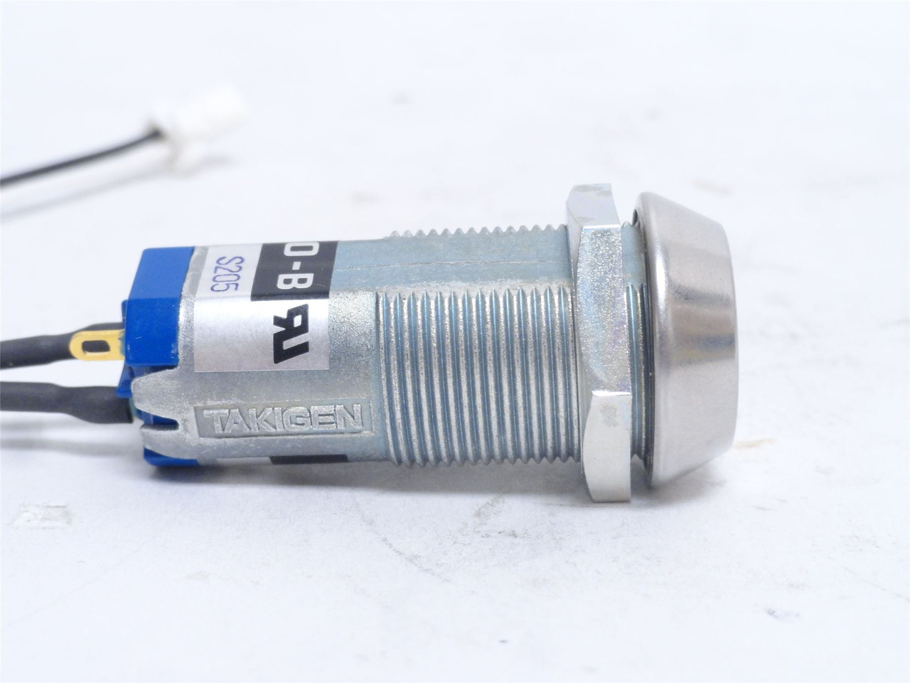 Takigen S-8-90-B-S205; Cabled Key Switch; 125VAC; 3A