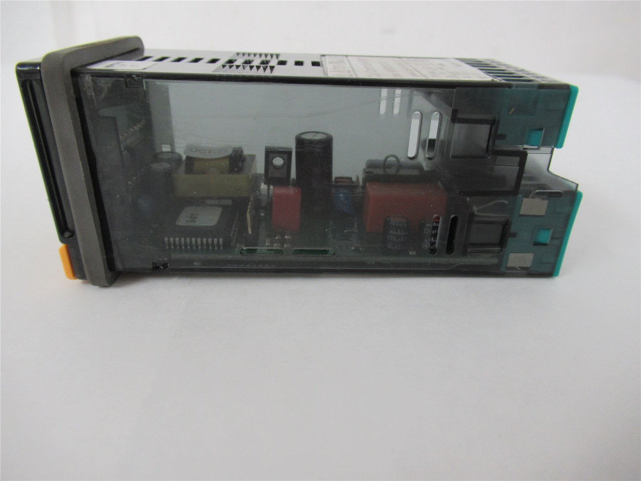 Cal Controls 94110000CVX15; Temperature Controler 240V 50/60Hz
