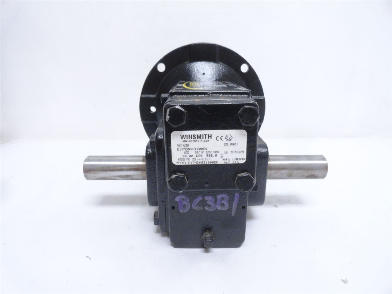Winsmith E17MDNS21000EK; Gearbox; 30:1 Ratio; RA; 0.66HP