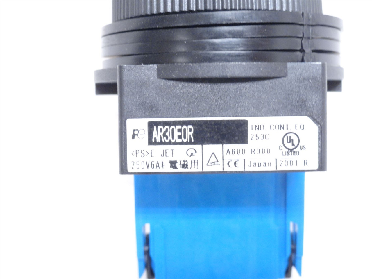 Fuji AR30EOR-10B; Momentary Push-Button; Black; 30mm