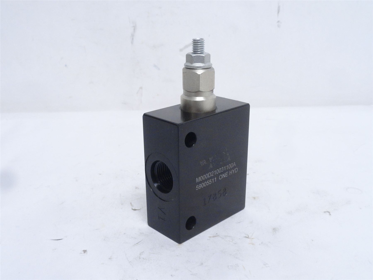 Valvole CBCALHNEAJ; Counterbalance Valve; 1/2NPT; 3:1 Ratio