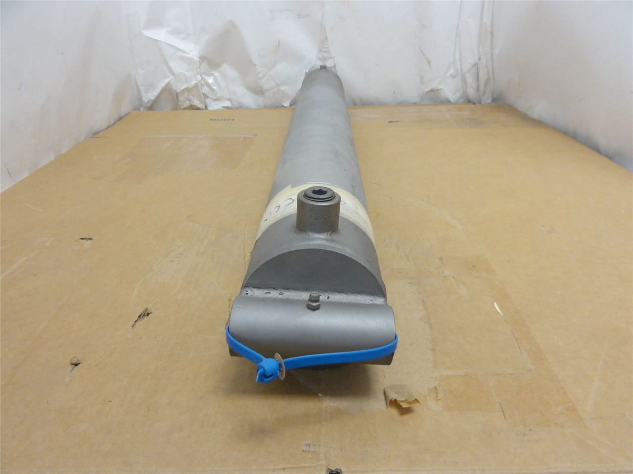 Ensight Solutions 500324; Hydraulic Cylinder 3.5"ID x 30" Stk