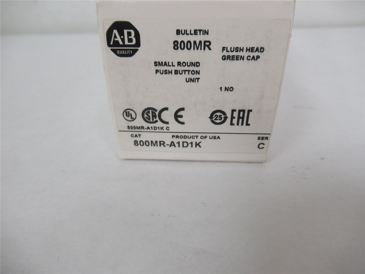 Allen-Bradley 800MR-A1D1K; Pushbutton 22.5mm Green 300VAC