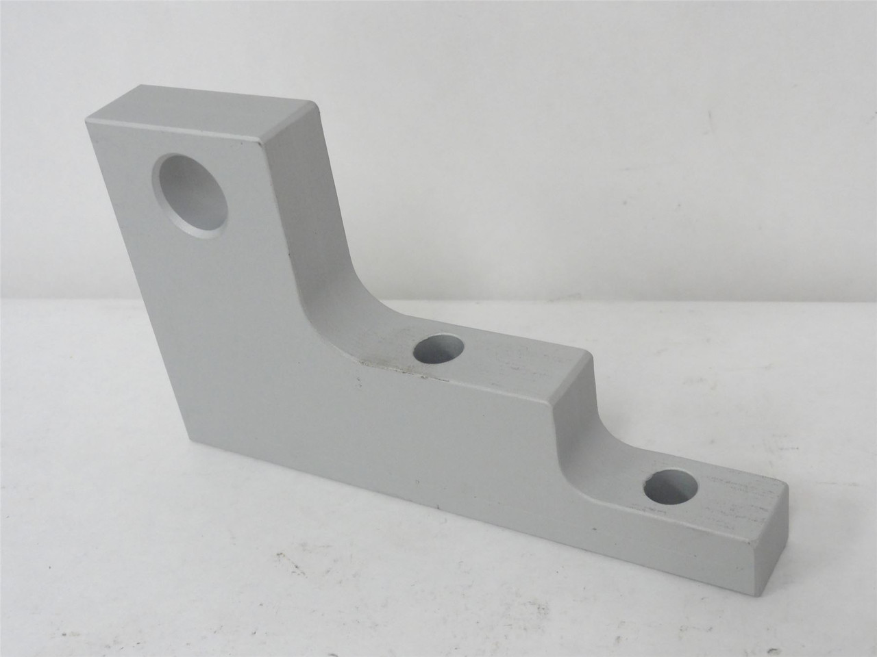 Harpak Ulma 2122714; Bracket; Cylinder Support