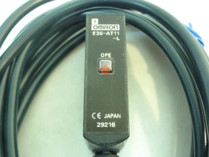 Omron E3S-AT11; Photoelectric Switch; 10-30VDC