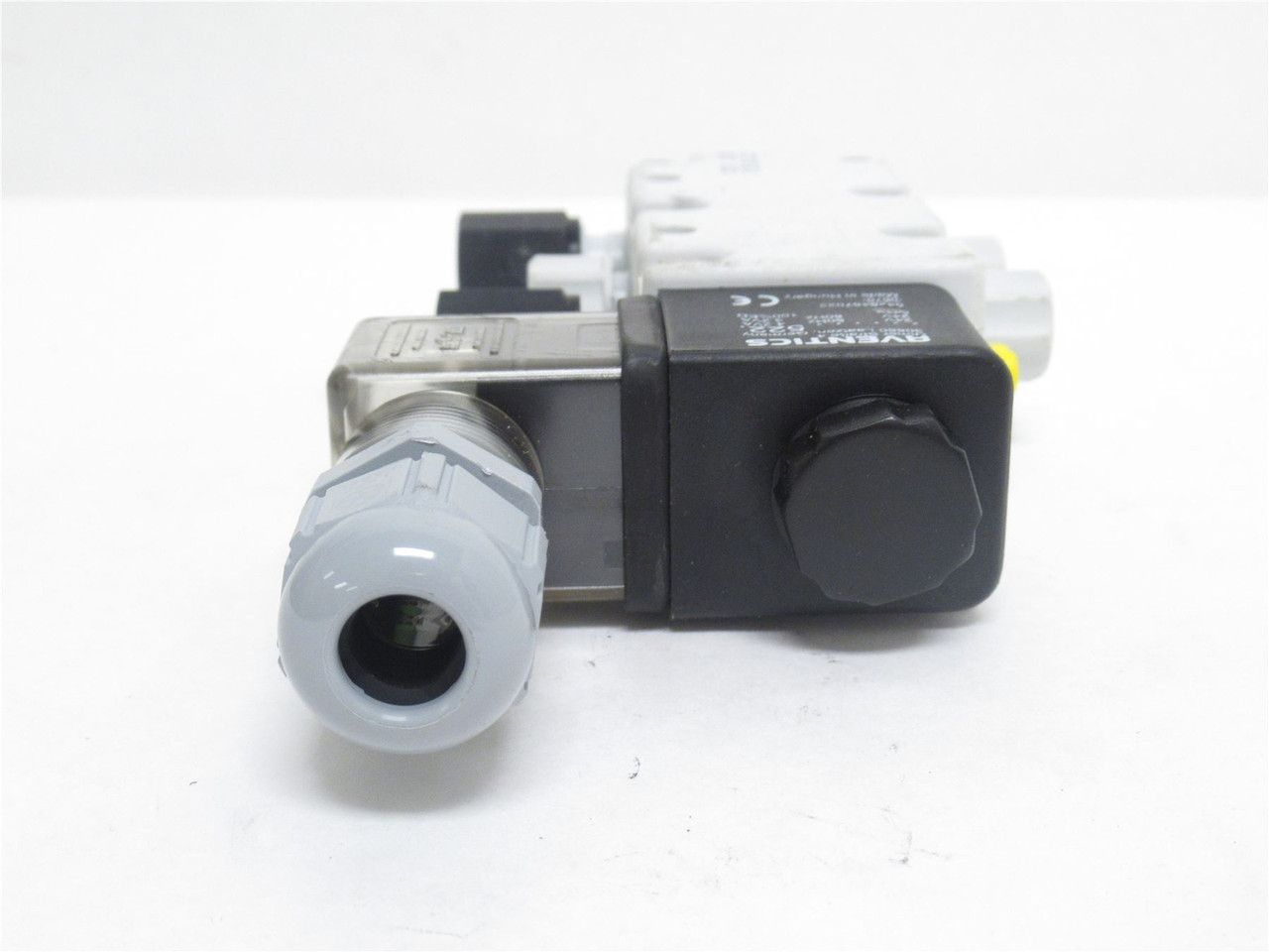 Aventics R987050420; Solenoid Valve 10BAR; 24VAC/DC; 3/8" Tube