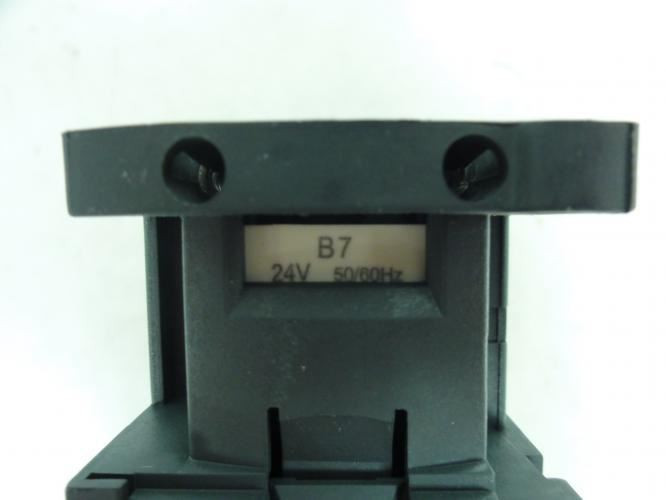 Schneider LC1D12B7; Contactor 12A 3P 440VAC Coil: 24VAC