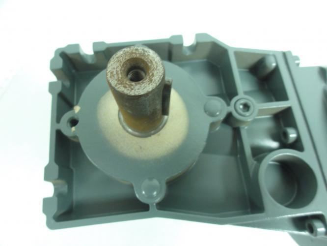 Lenze GKR03-2M--VAR-071C32; Motor Gearbox; 480V;  0.95A; 60Hz