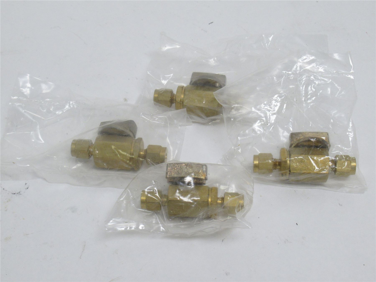 Industry-Std 1WMN4; Box-4 Ball Valve; 1/8" Brass Body