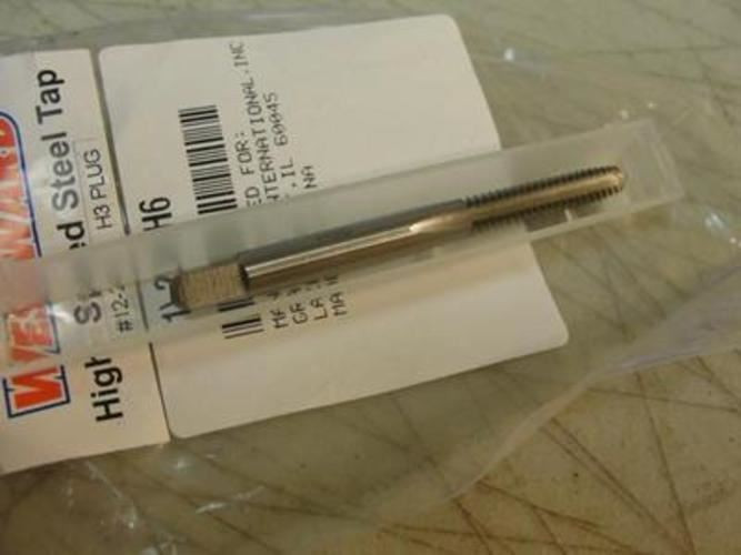Westward 2LWH6; Hand Tap; #12-24NC; Plug