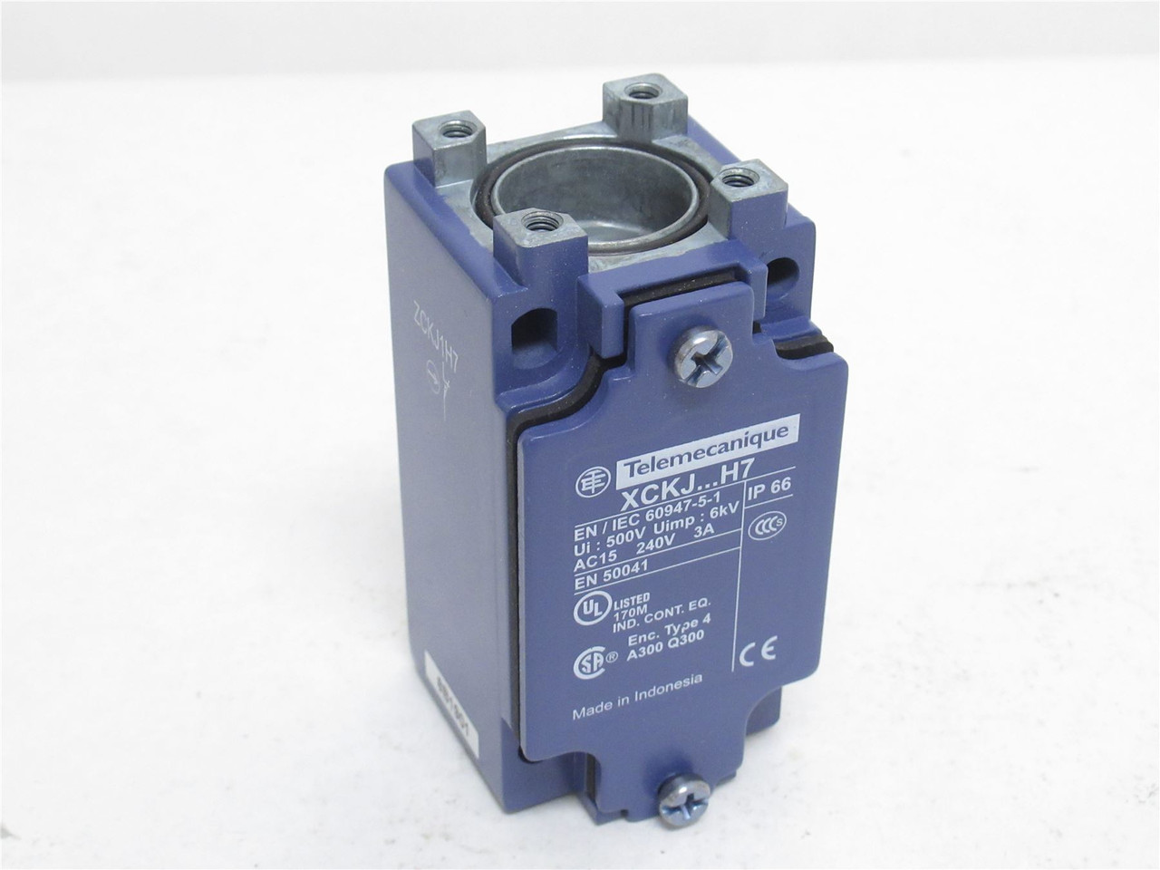 Telemecanique ZCKJ1H7; Limit Switch Body; 3A; 240VAC; 1/2NPT