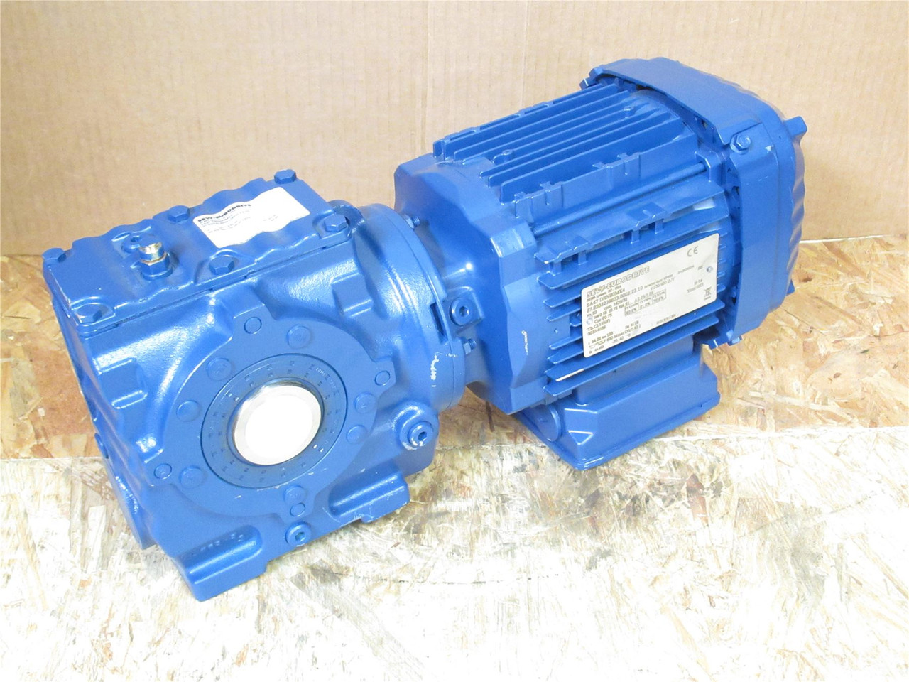 SEW SA47 DRN80MK4; AC Gearmotor 44:1 Ratio; 3/4HP; 230/400V