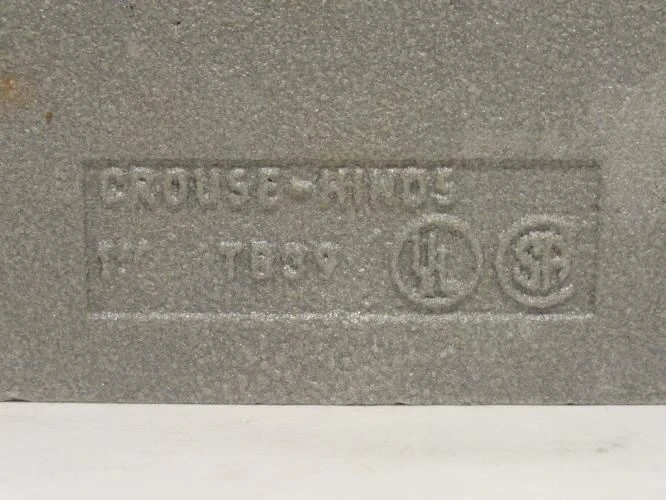 Crouse-Hinds TB39; Aluminum Conduit Body; Type TB; 1NPT