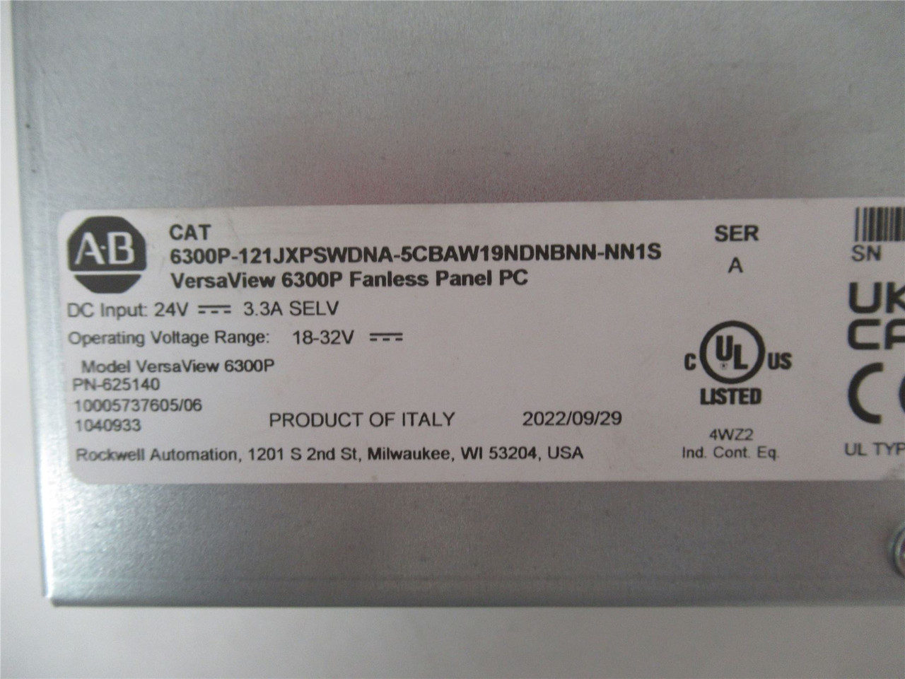 AB 6300P-121JXPSWDNA-5CBAW19NDNBNN-NN1S; PanelPC(scratch)