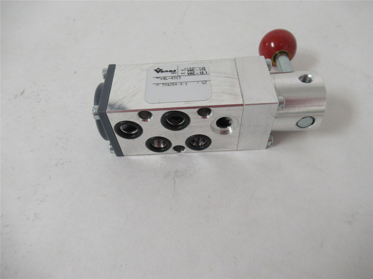 Versa KBL-4313; Pneumatic Valve 4 Way  1/4" Body Size