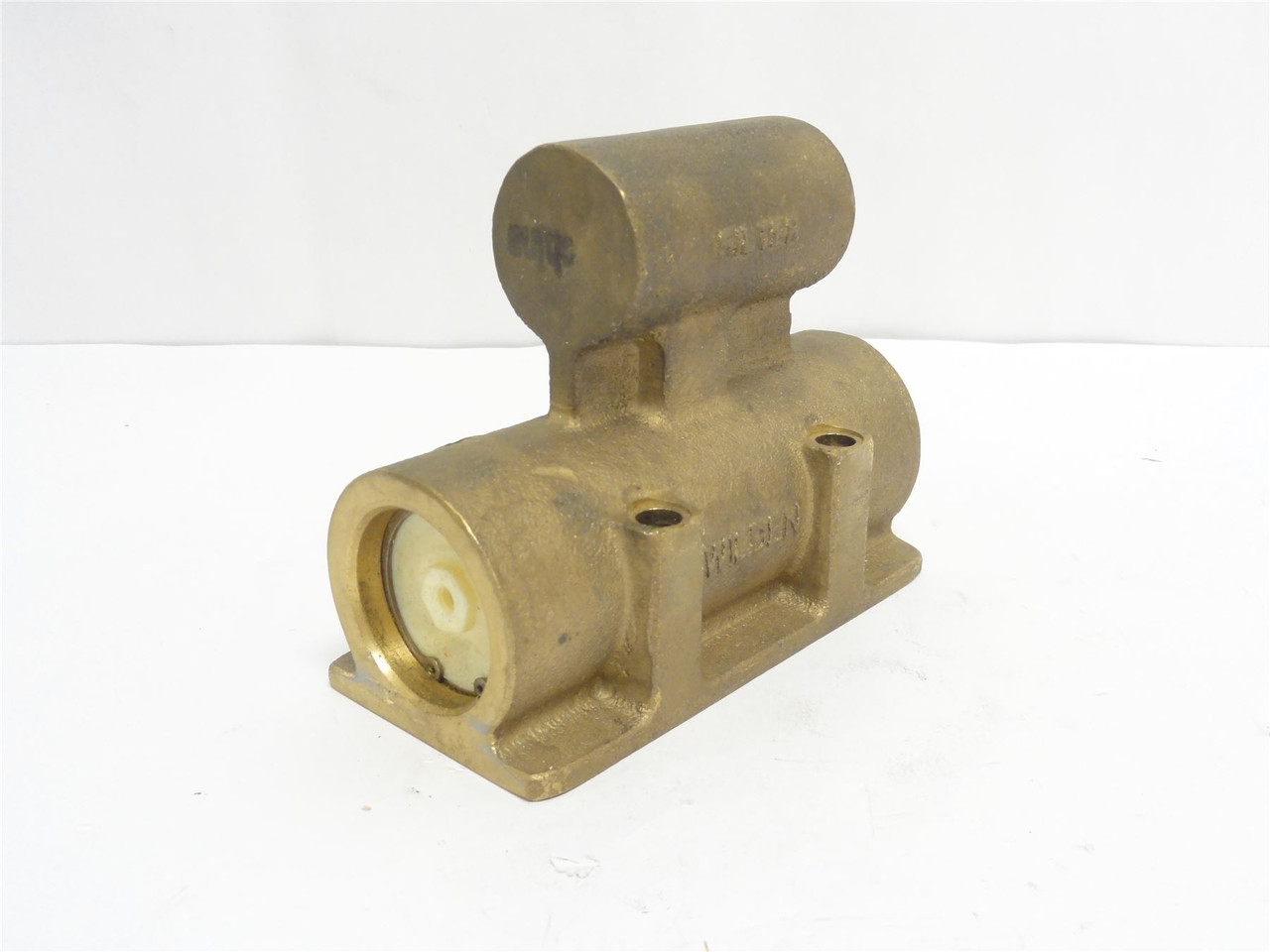 Wilden 08-2000-07; Air Valve; Brass; M8/T8