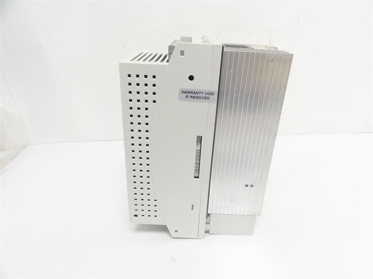 Lenze ECSEE012C4B; Servo-Drive Controller; 400/480VAC; 9.6A In