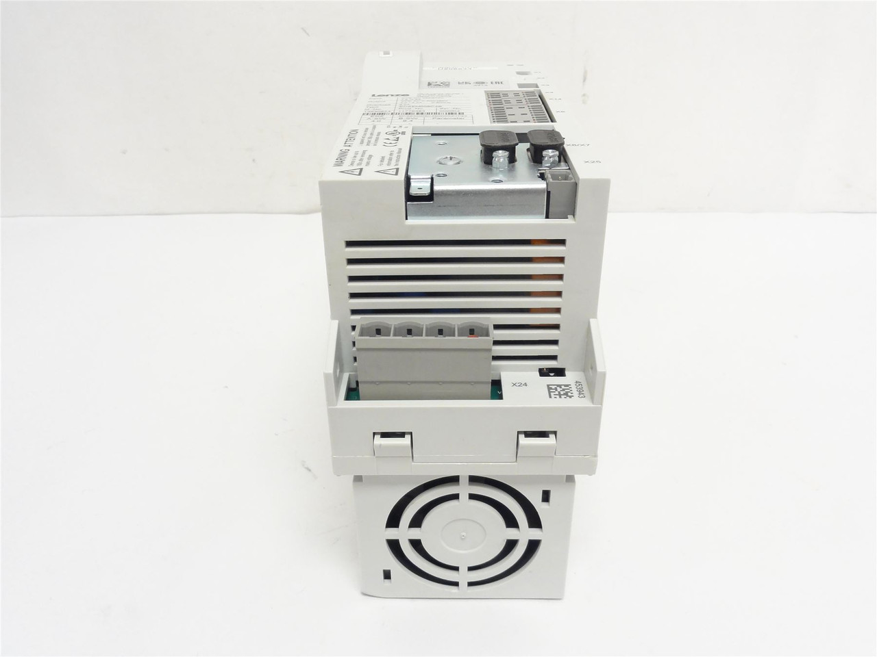 Lenze ECSEM008C4B; Servo Drive 565/675VAC; 4.9/3.9A In
