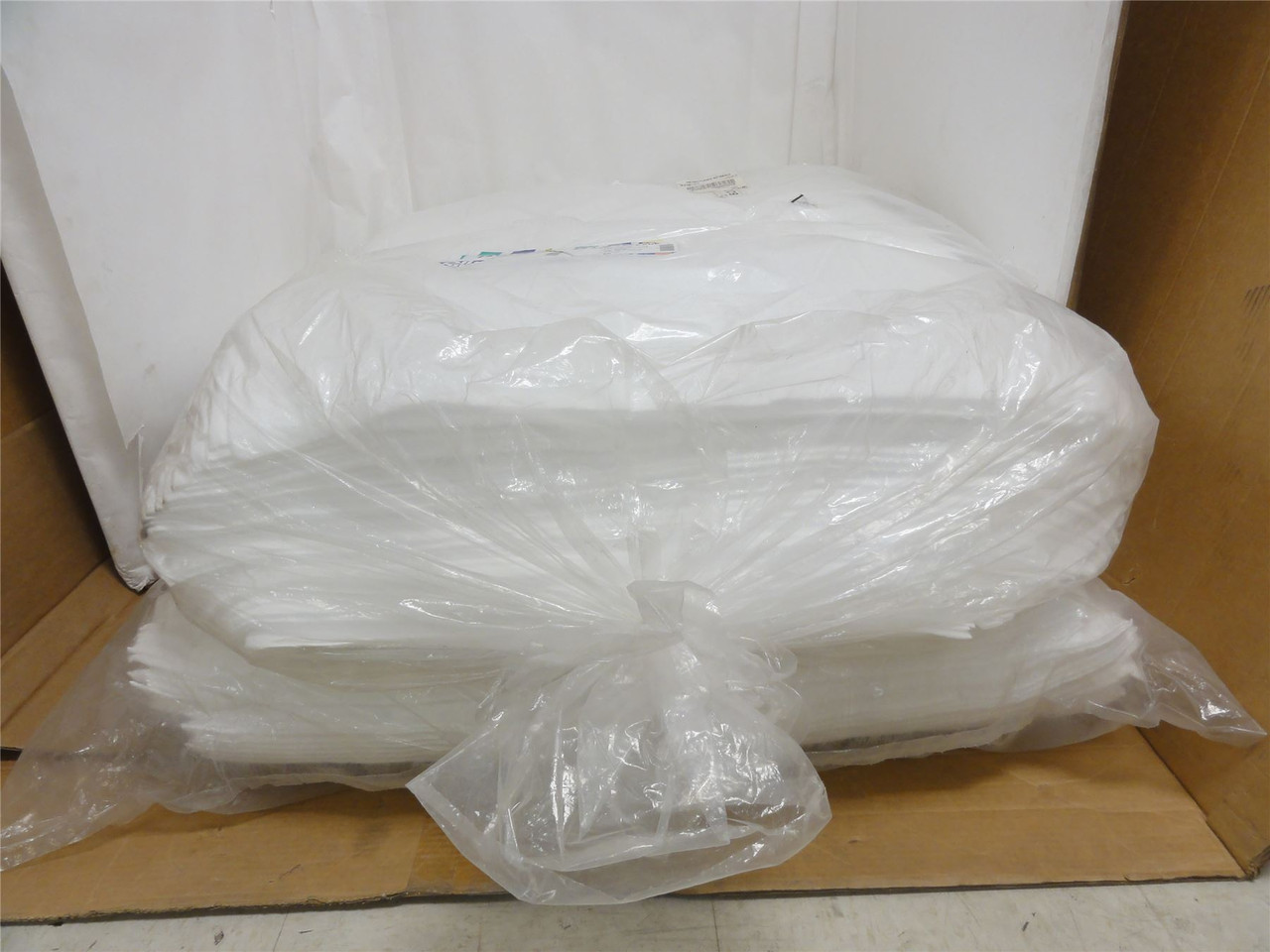 Oil-Dri L90853; Lot-100; Sorbent Pads; 40" x 30"