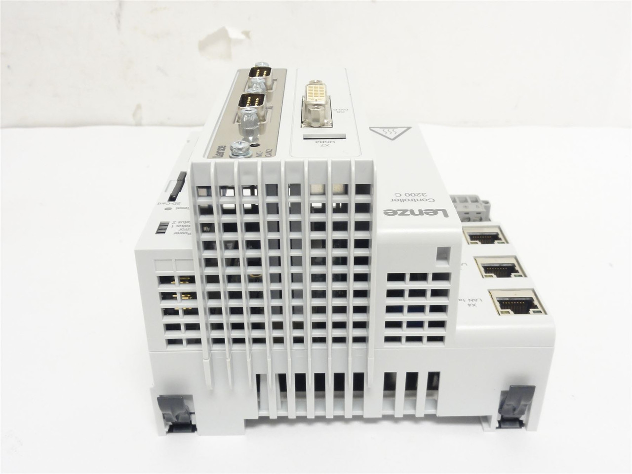 Lenze E32GAC10000M5H9XXX-02S13415000; Controller 3231C; 24V