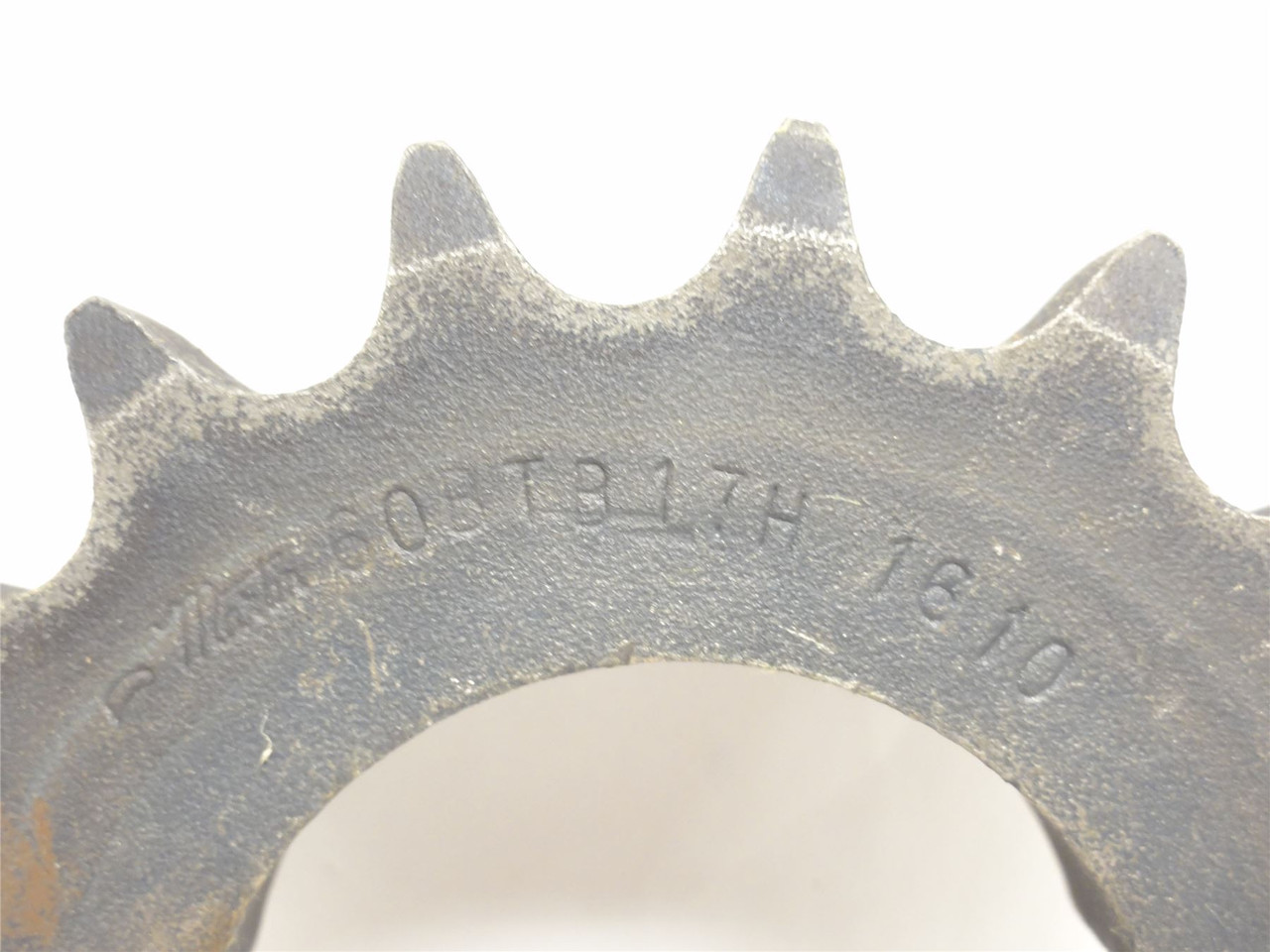 Martin 60BTB17H-1610; Bushed Hardened Sprocket #60; 17 Teeth