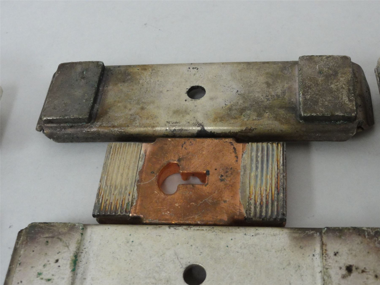 ABB KZ800-3; Contact kit for EH800; Missing Springs