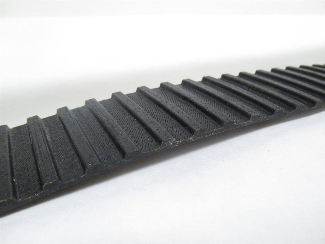 Gates 390H200; Timing Belt 9257-3405; 39" Long; 2" Width