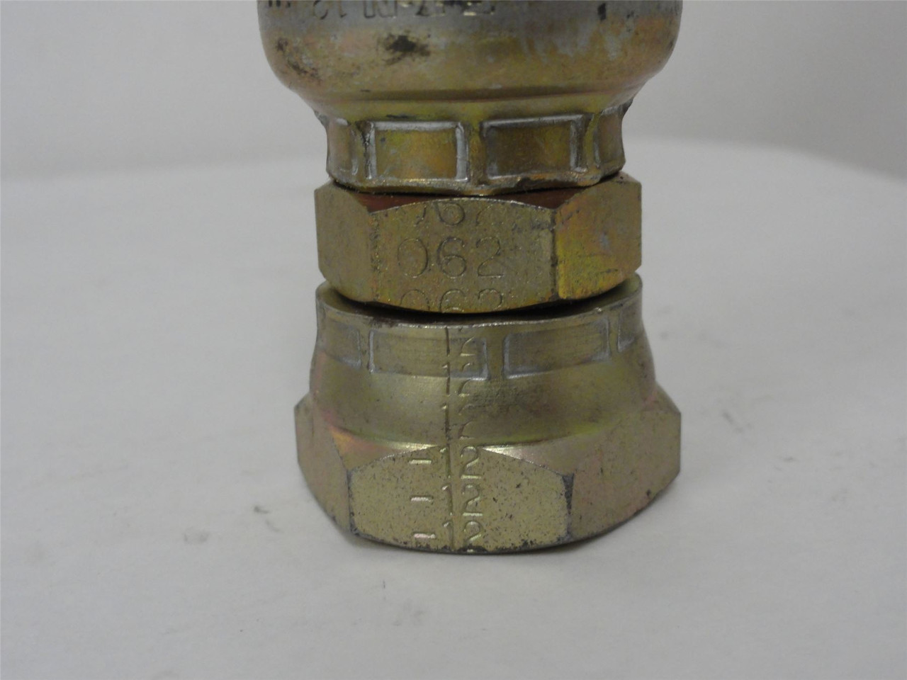 Eaton 12U-062; Hose Fitting; 3/4" Hose x 3/4" NPT