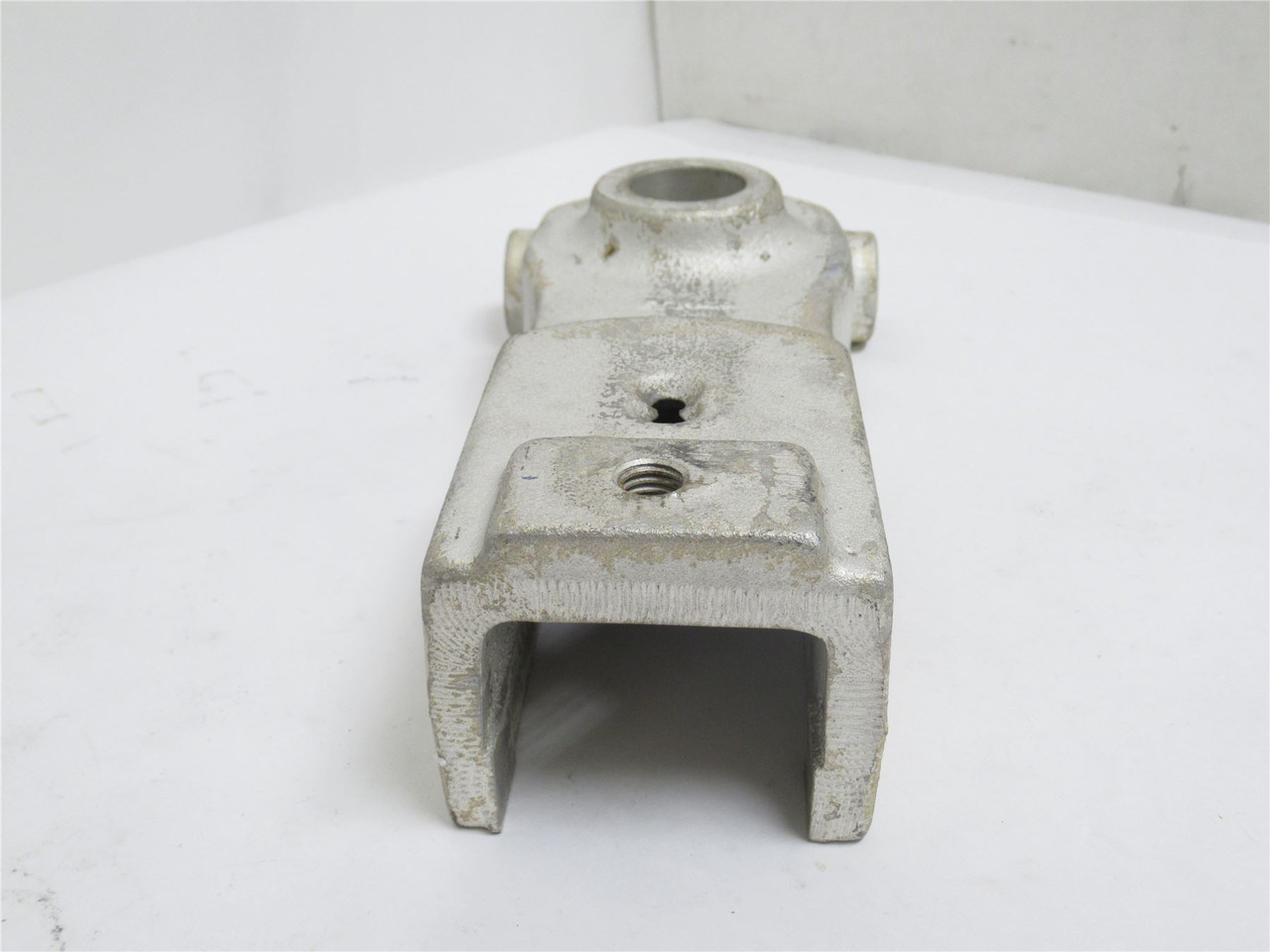 American Meats 30013; Wheel Hangar SA30/36