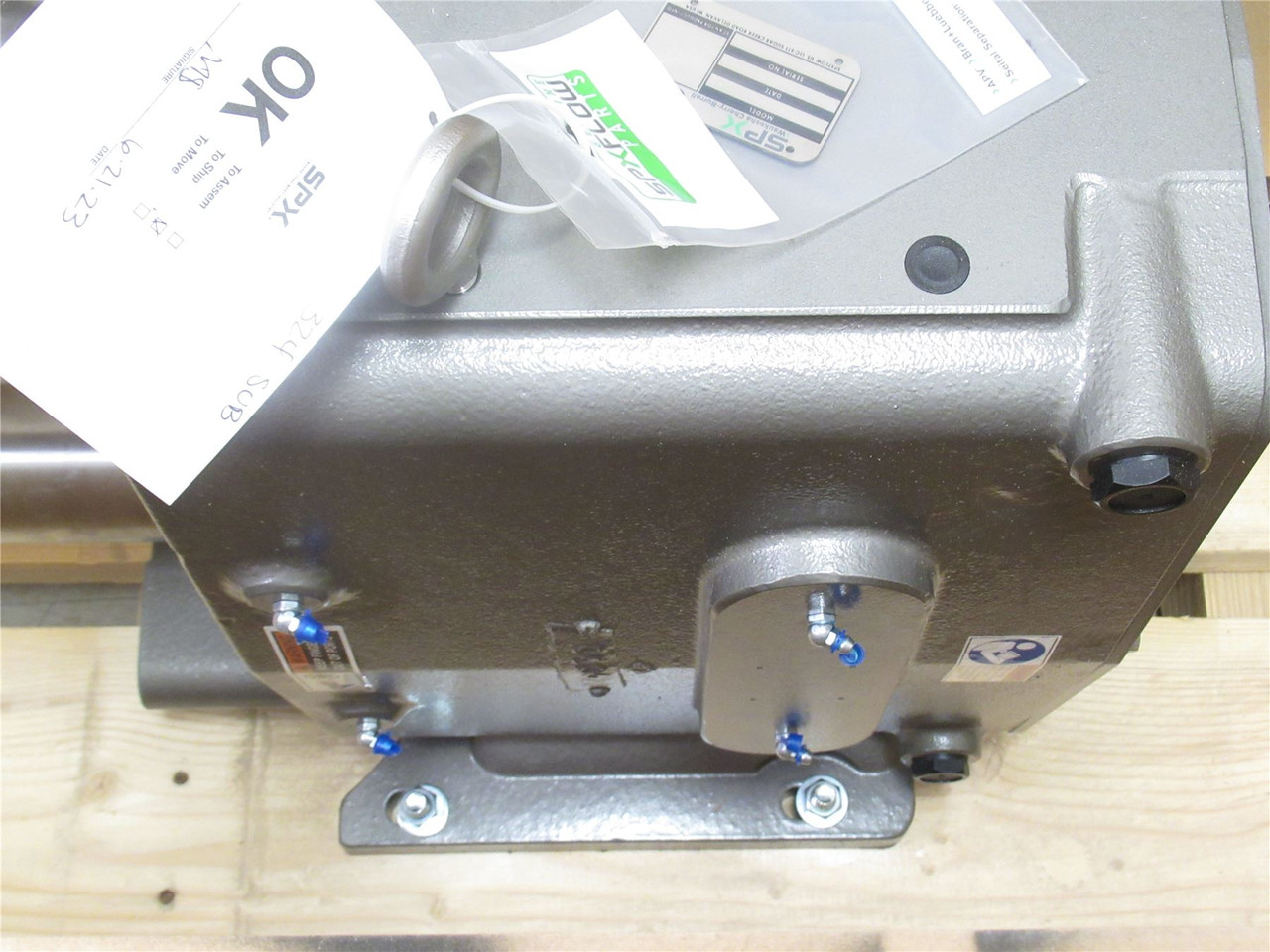 Waukeshaw 113378-C; Gearcase Assembly 324U1