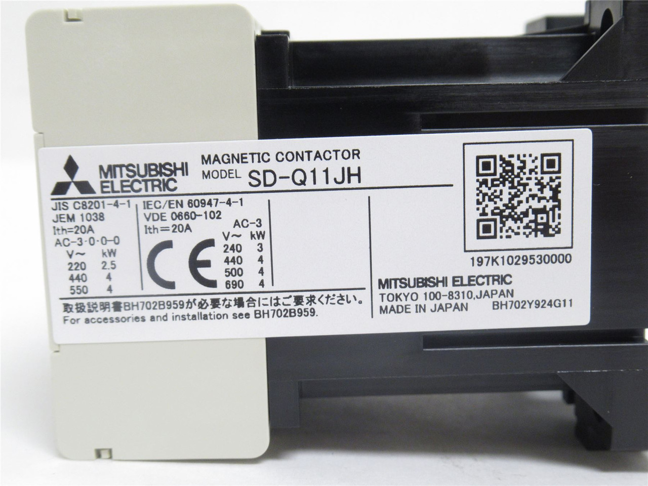 Mitsubishi SD-Q11JH; Magnetic Contactor; 20A; 3P; Coil: 24VDC