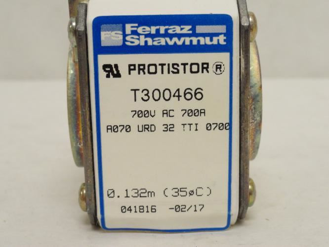 Ferraz T300466; Square Body Semiconductor Fuse; 700A; 700VAC