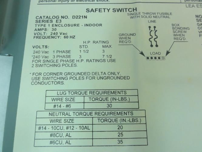 Square D D221N; Fusible Switch; 30A; 240VAC; 2P; NEMA1