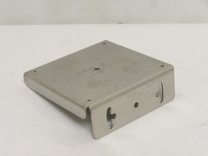 Banner RMB85; Protective Mounting Bracket; 14 Gauge