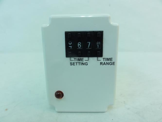 Square D 9050JCK60V14; Plug-In Timer; 0.05sec - 999hrs; 24VAC/DC